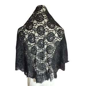 Vintage J. Pertinez Spanish Black Lace Mantilla Veil Shawl NOS
